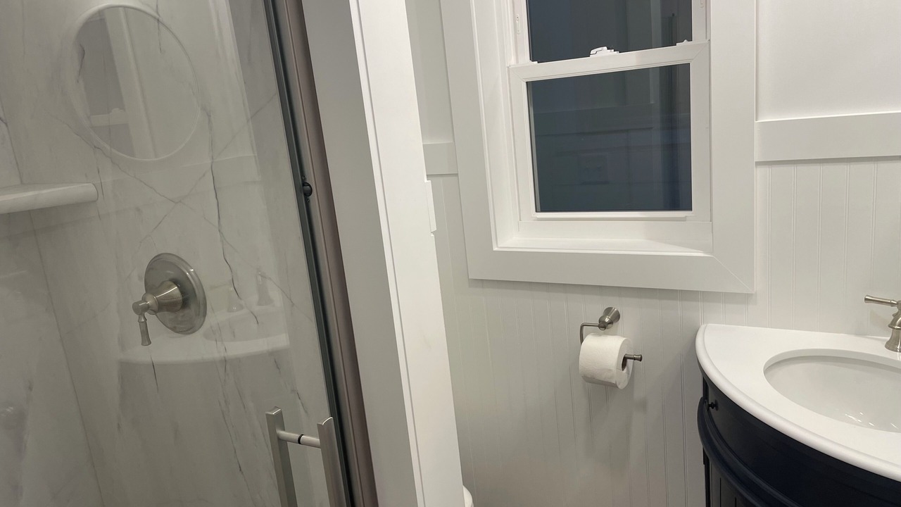 Photo of Bathroom in Lakeside