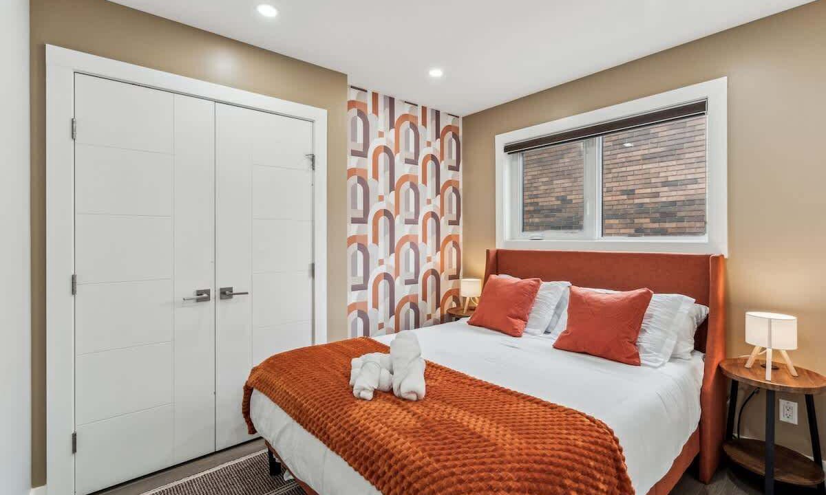 Photo of Bedroom in Lower Mount Royal