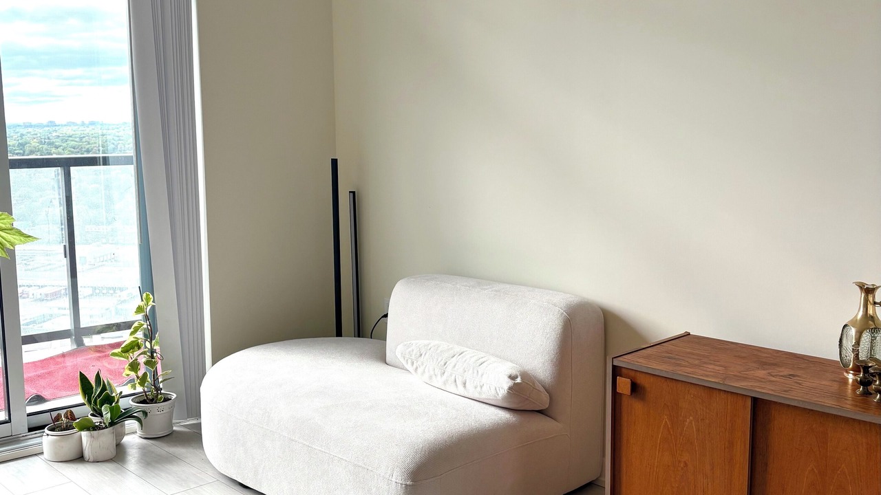 Photo of Livingroom in Humber Bay