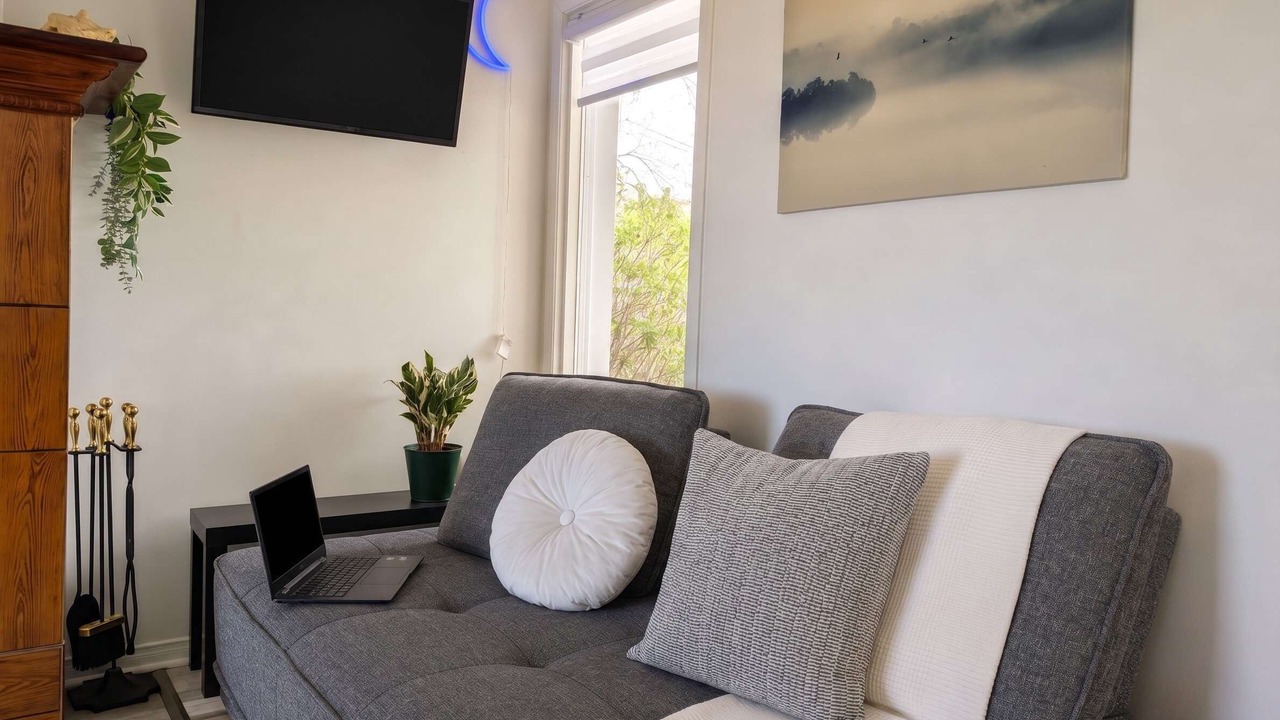 Photo of Livingroom in Ste Anne de Beaupre