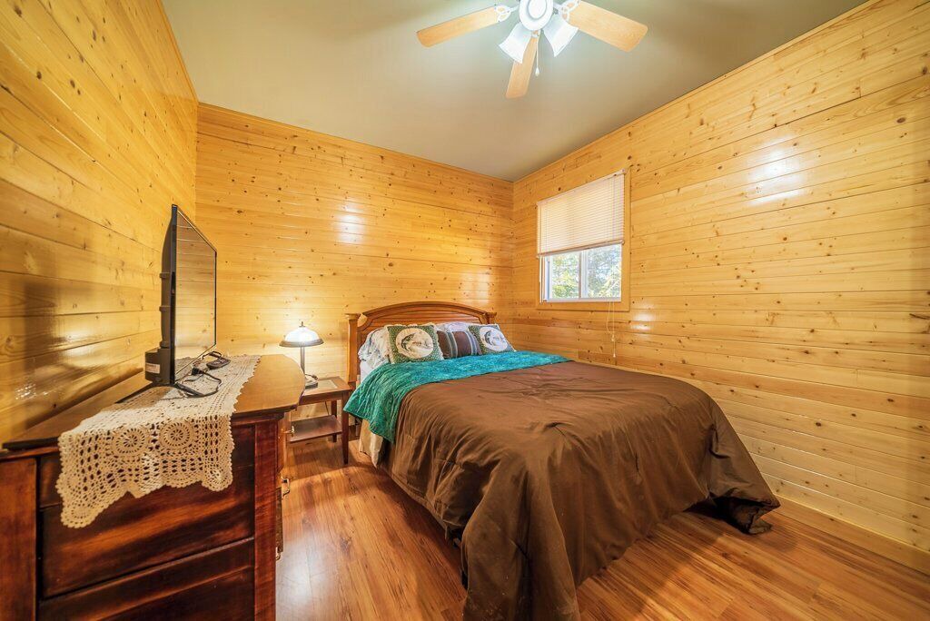 Photo of Bedroom in North Frontenac