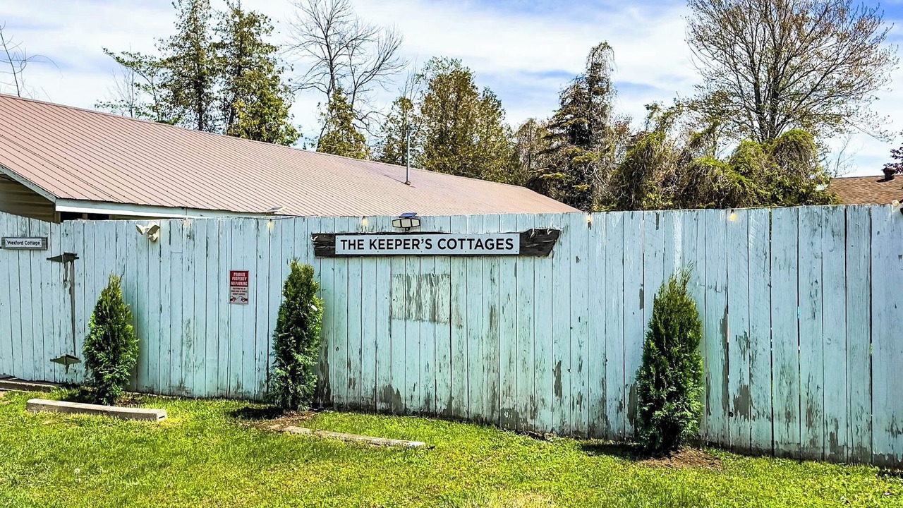 Photo of Others in Point Clark