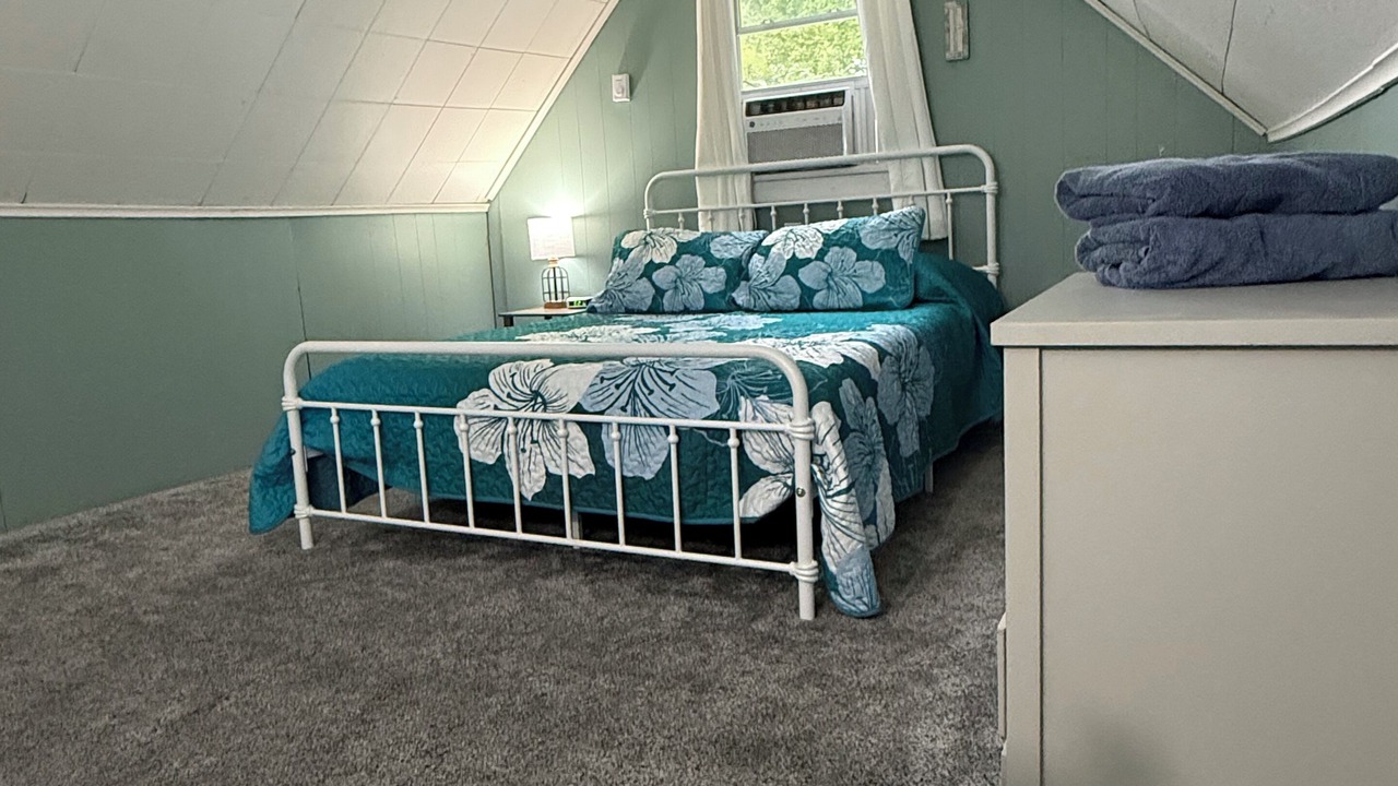 Photo of Bedroom in Sylvan Beach