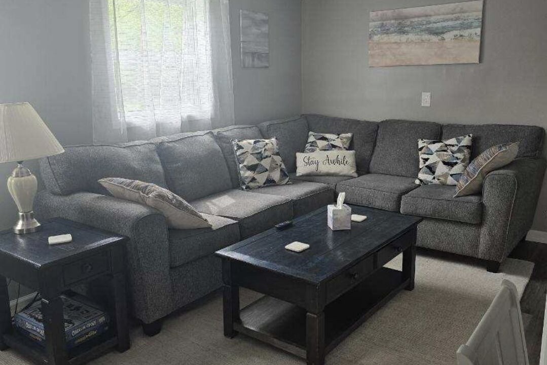 Photo of Livingroom in Oberlin