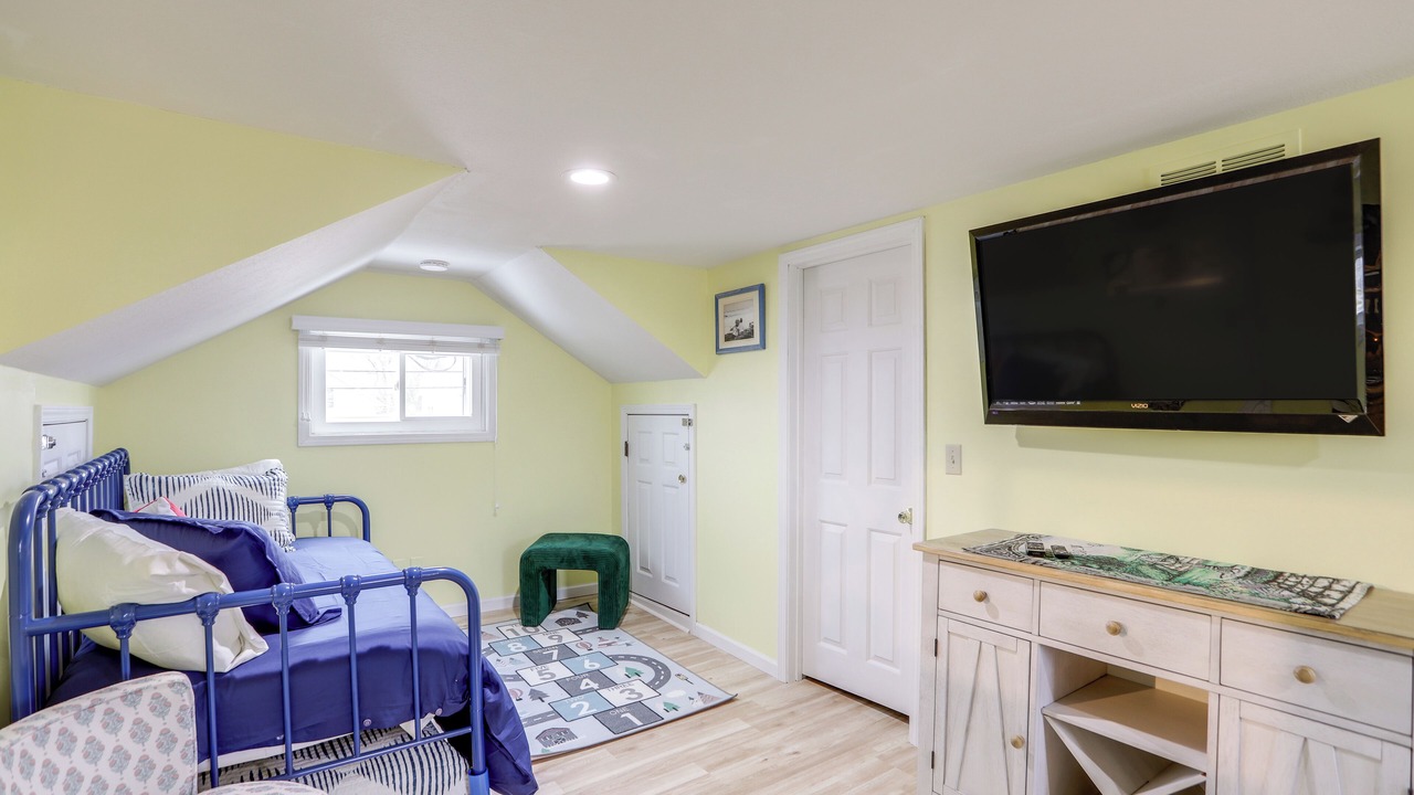 Photo of Bedroom in Port Clinton