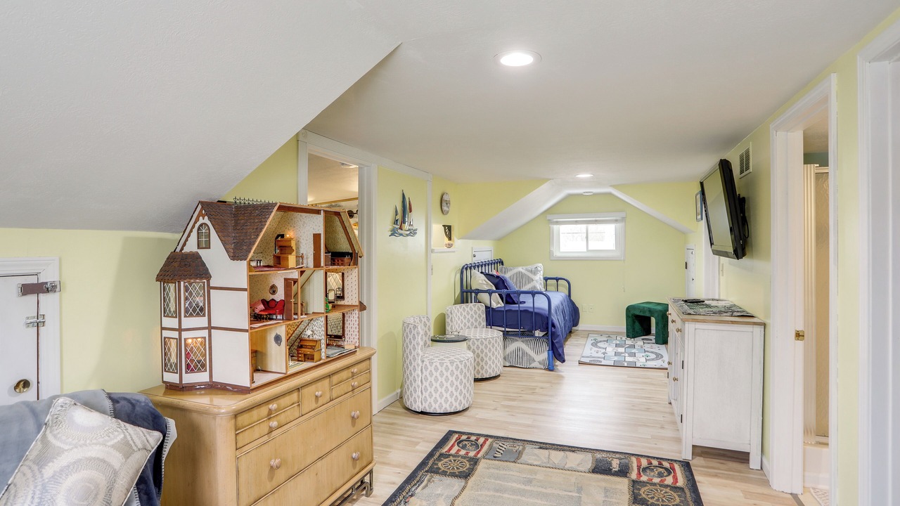Photo of Bedroom in Port Clinton