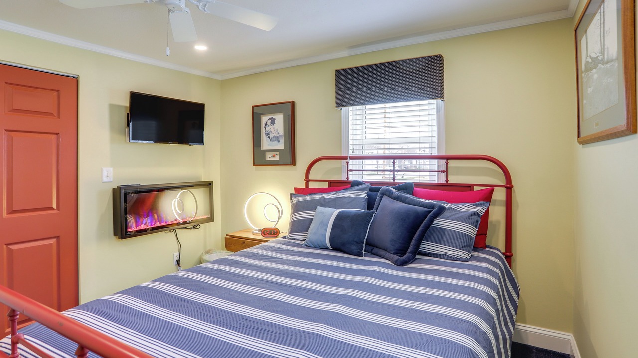 Photo of Bedroom in Port Clinton