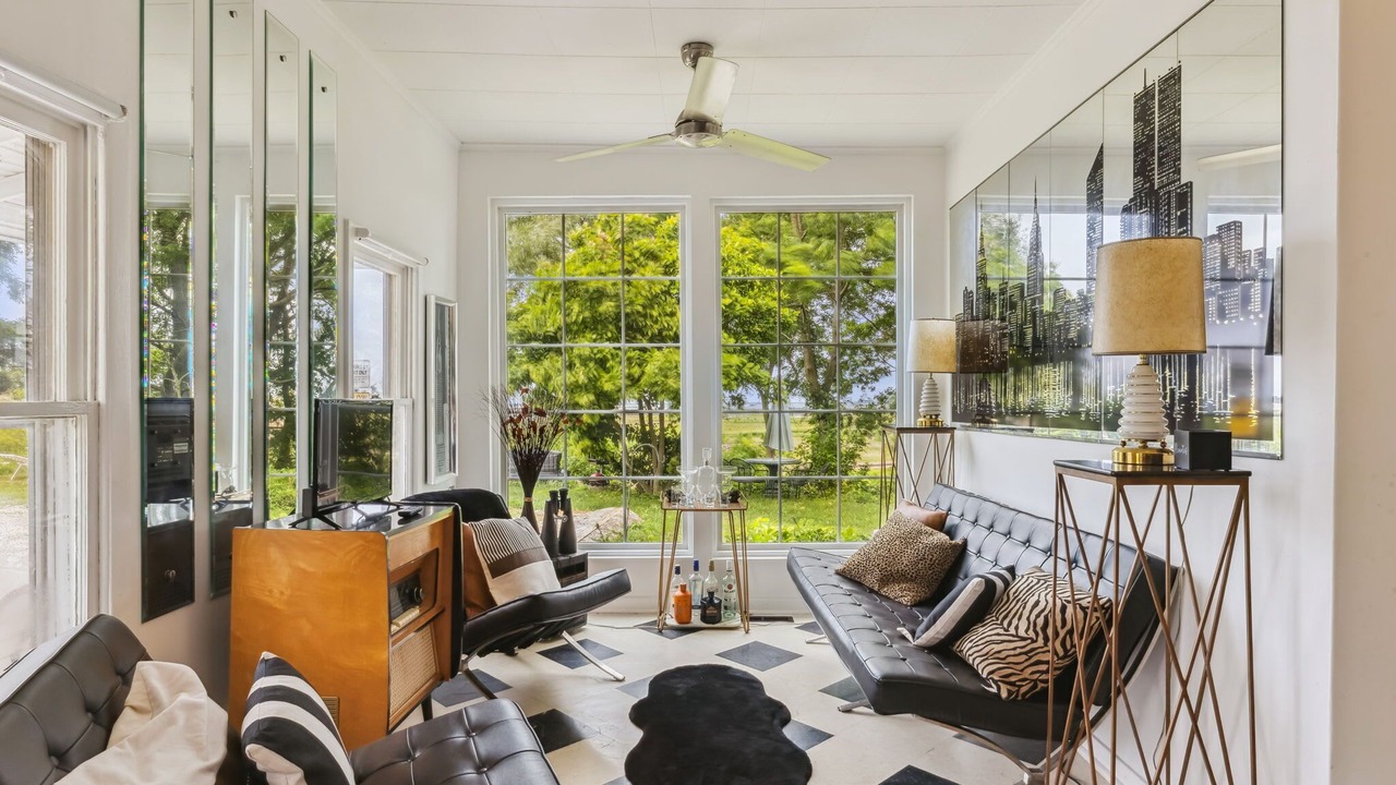 Photo of Livingroom in Ashtabula