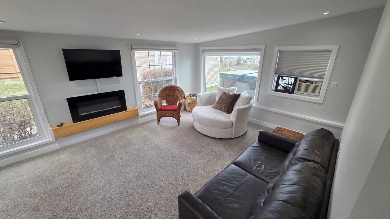 Photo of Livingroom in Leamington