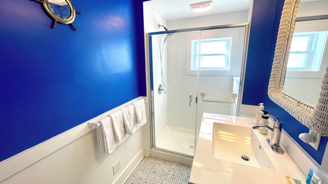 Photo of Bathroom in Vermilion
