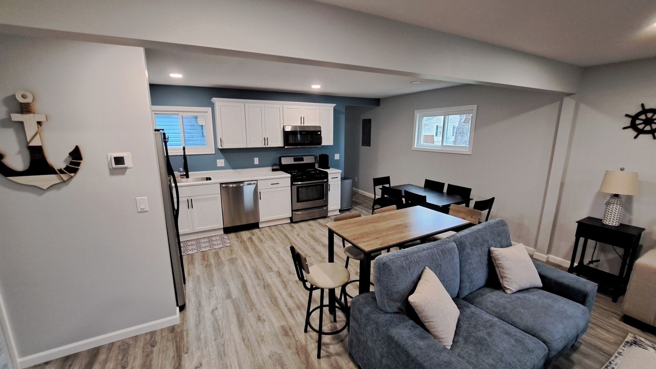 Photo of Livingroom in Bay View