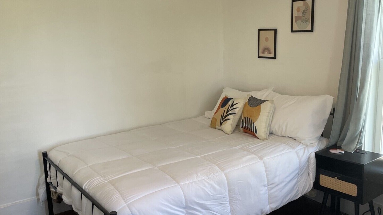 Photo of Bedroom in Lakeside