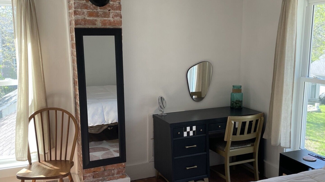 Photo of Bedroom in Lakeside