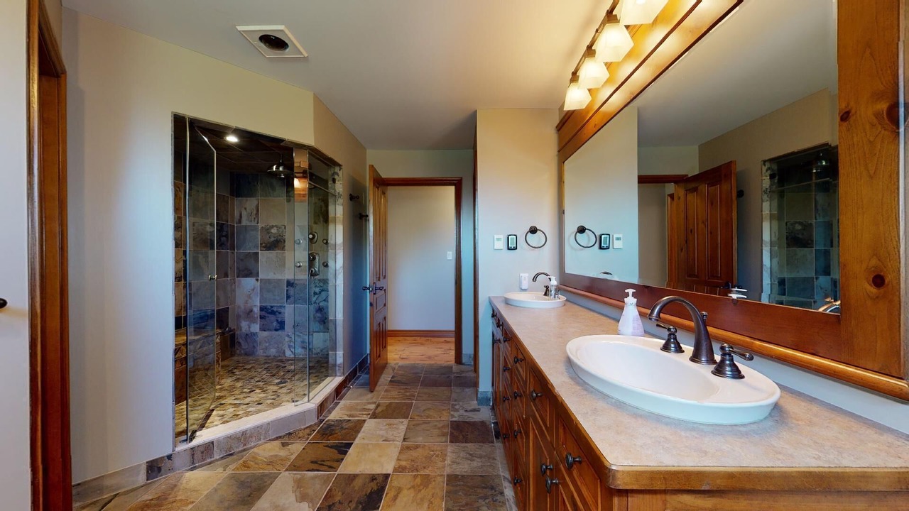 Photo of Bathroom in Dashwood