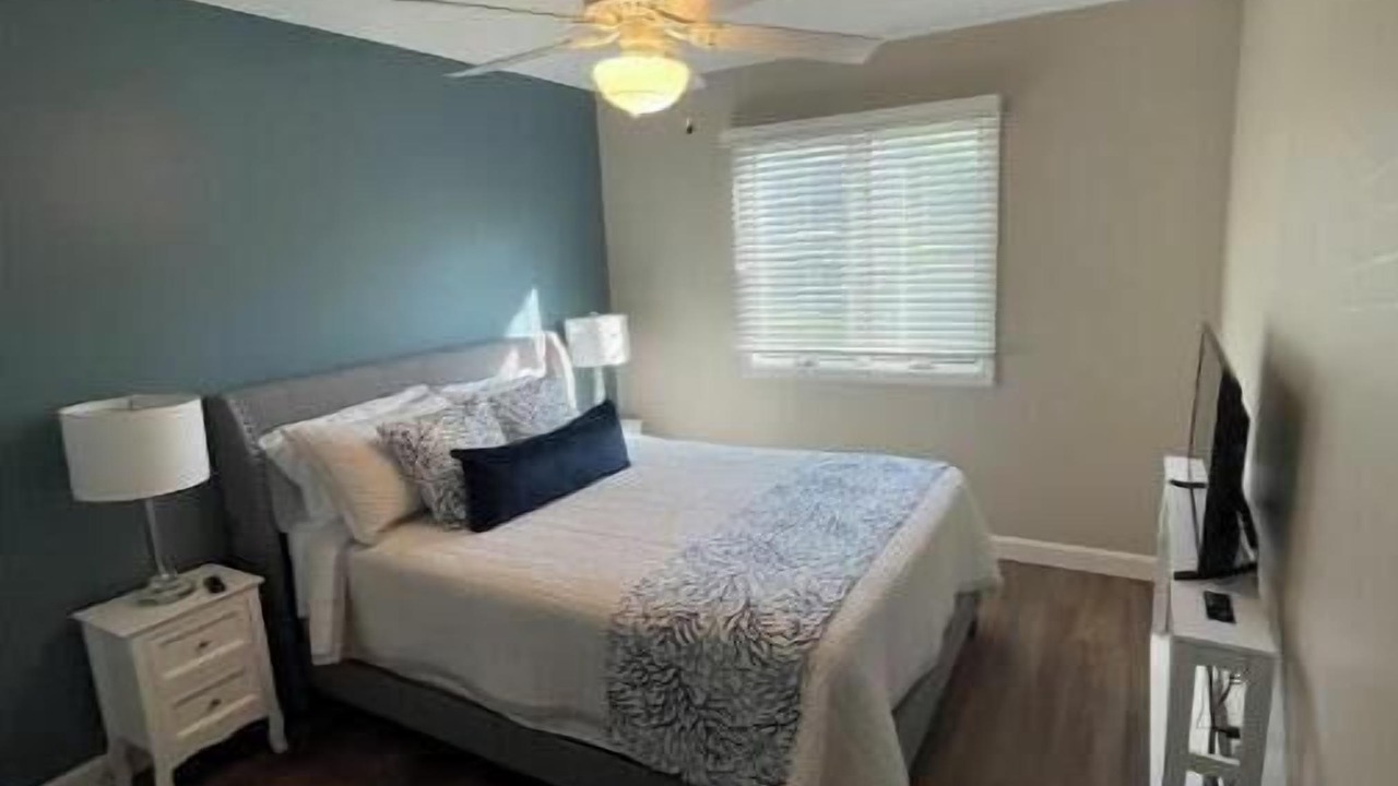 Photo of Bedroom in Kelleys Island