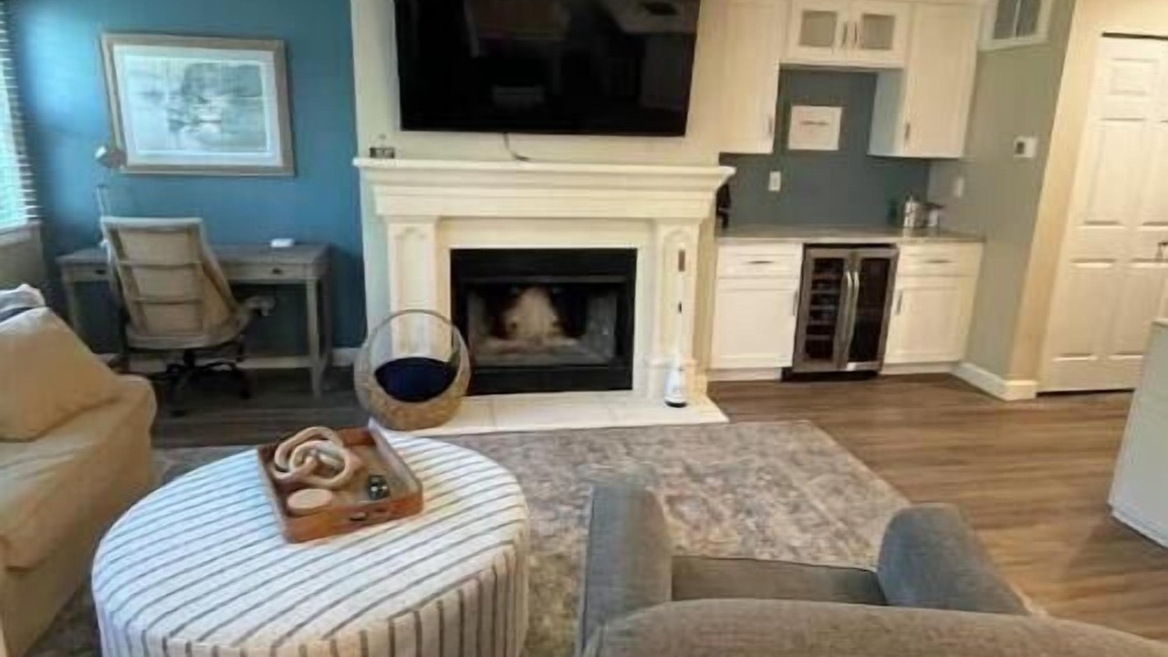 Photo of Livingroom in Kelleys Island
