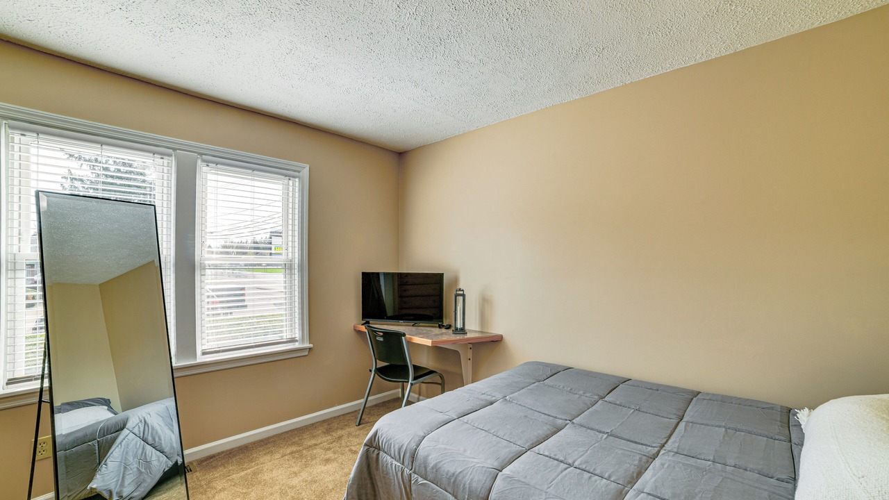 Photo of Bedroom in Munsons Corners