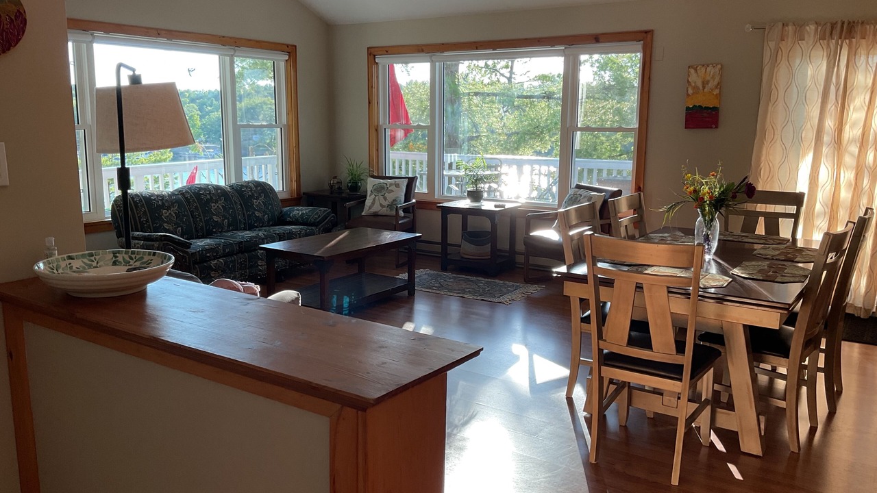 Photo of Livingroom in Frontenac