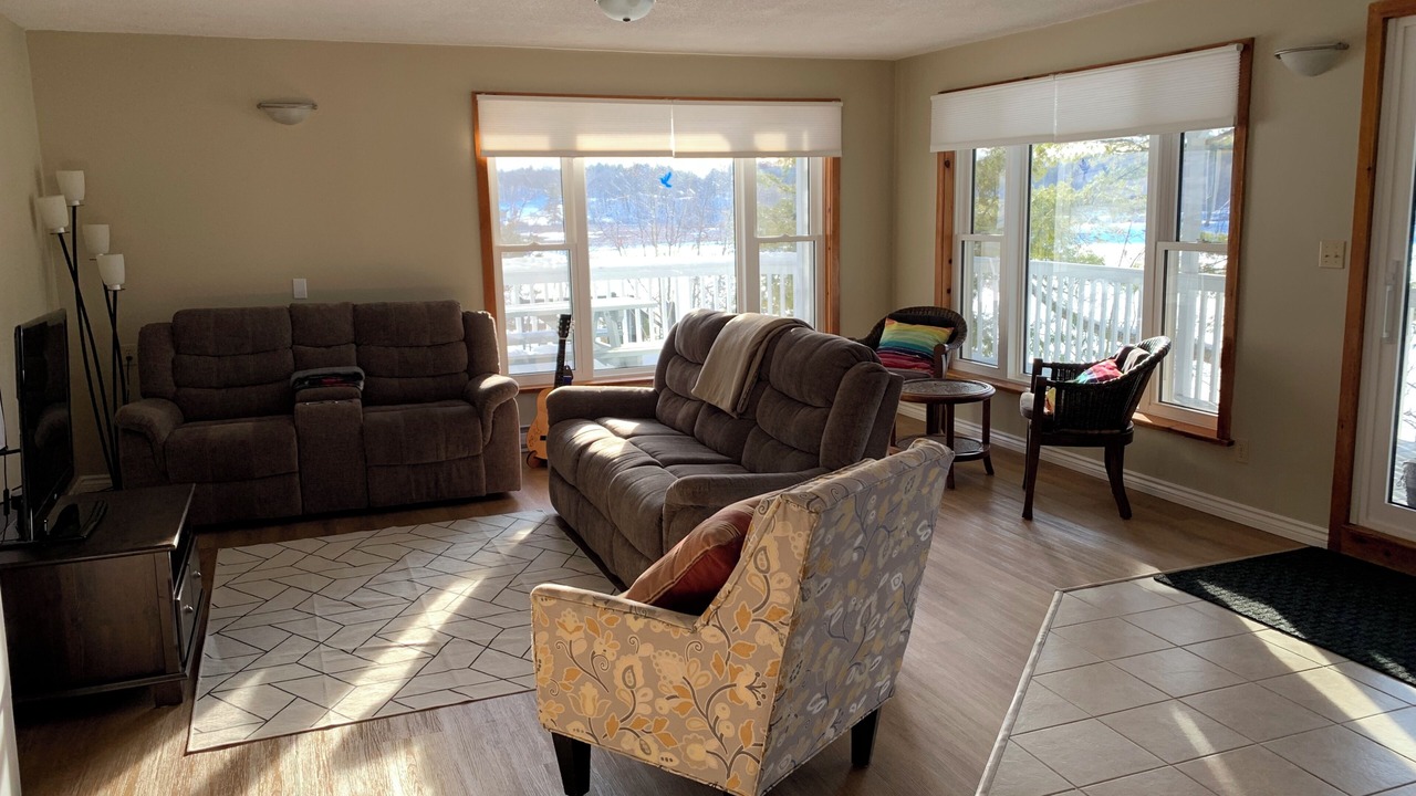 Photo of Livingroom in Frontenac
