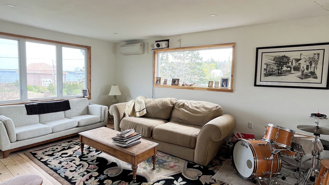 Photo of Livingroom in Lunenburg