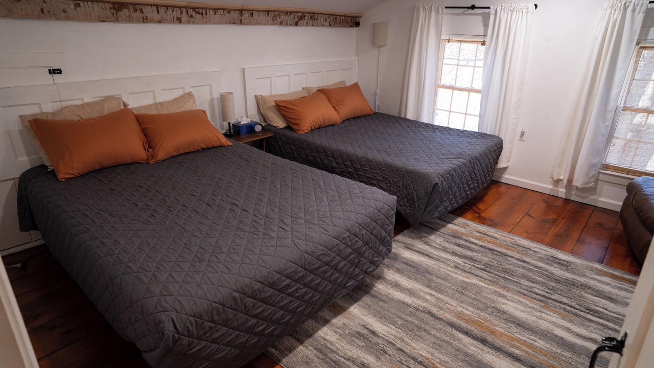 Photo of Bedroom in Town of Richmond