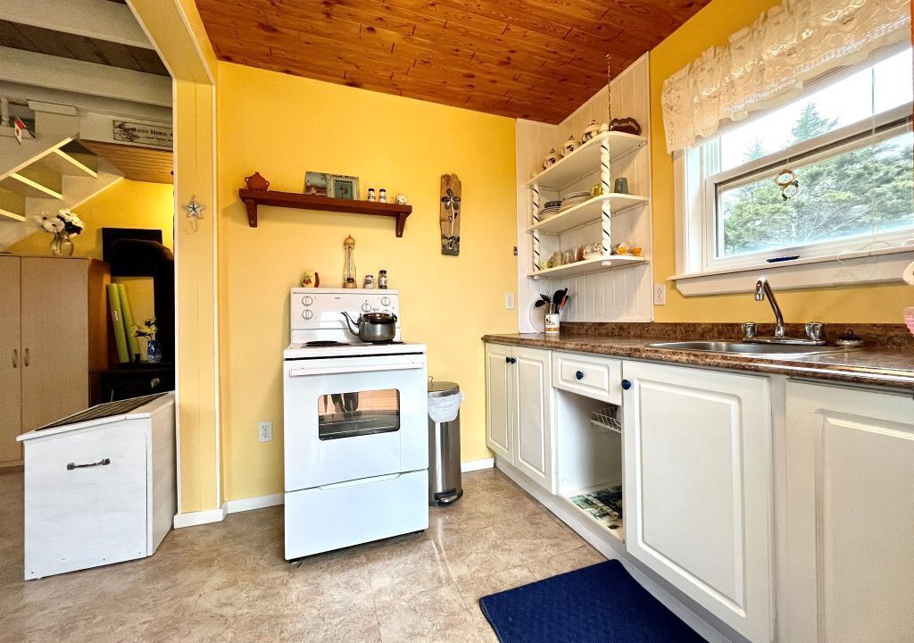 Photo of Kitchen in Grand Beach