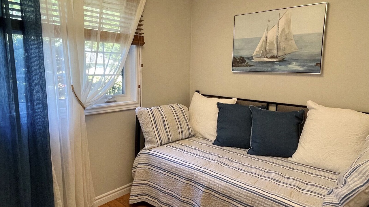 Photo of Bedroom in Head Lake