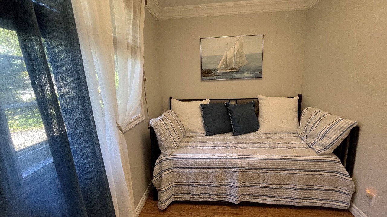 Photo of Bedroom in Head Lake