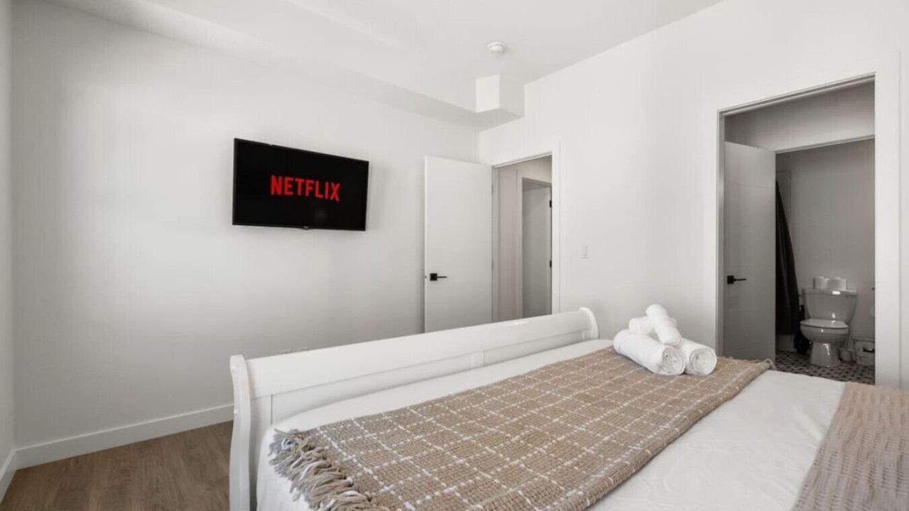 Photo of Bedroom in Springbank Hill