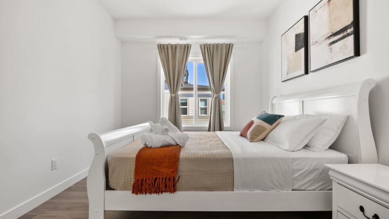 Photo of Bedroom in Springbank Hill