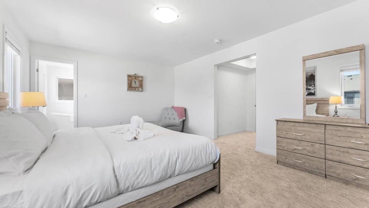 Photo of Bedroom in Fonthill