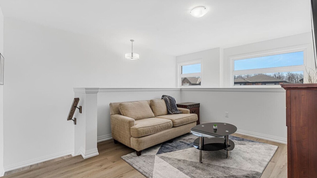 Photo of Livingroom in Fonthill