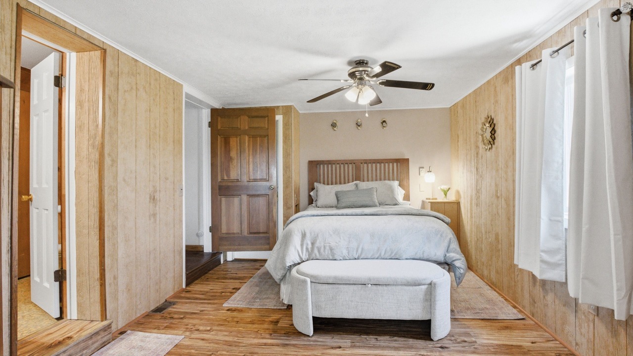 Photo of Bedroom in South Lima