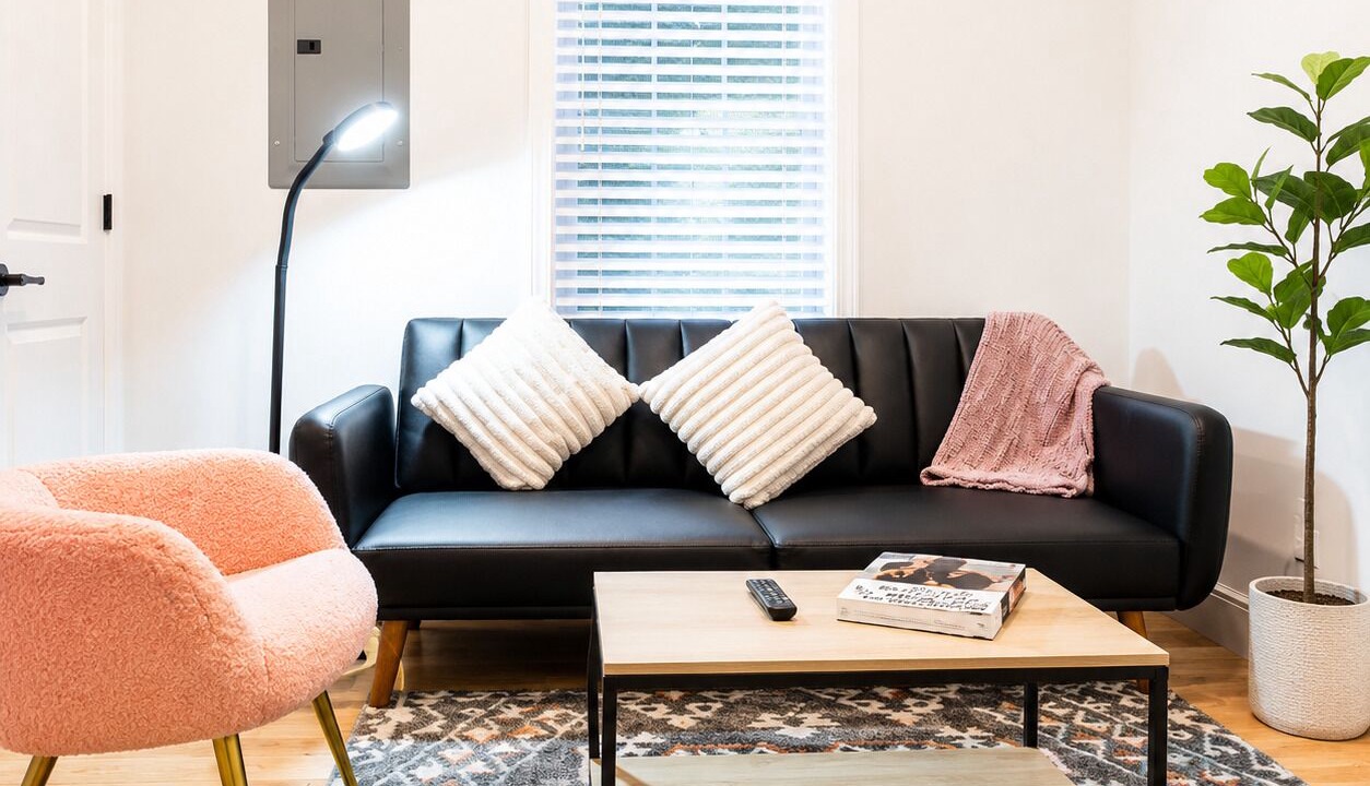 Photo of Livingroom in Corn Hill