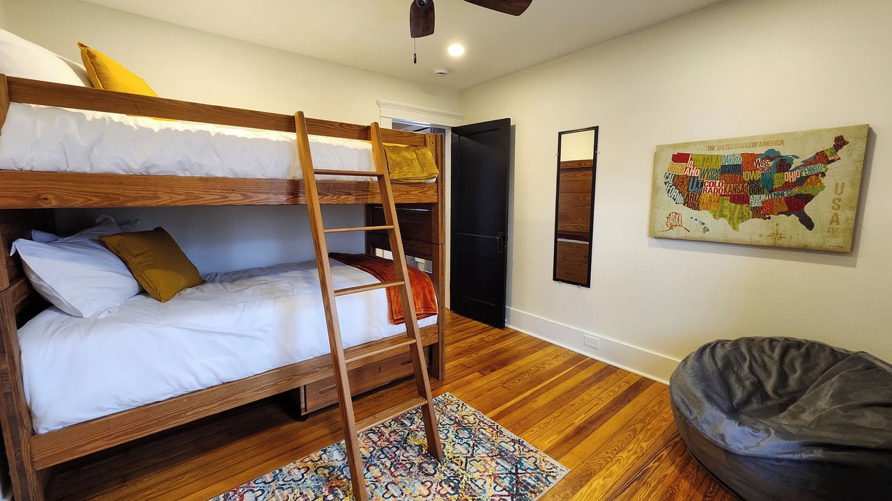 Photo of Bedroom in Elyria