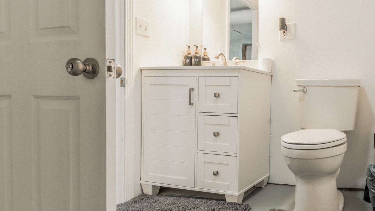 Photo of Bathroom in Warren South