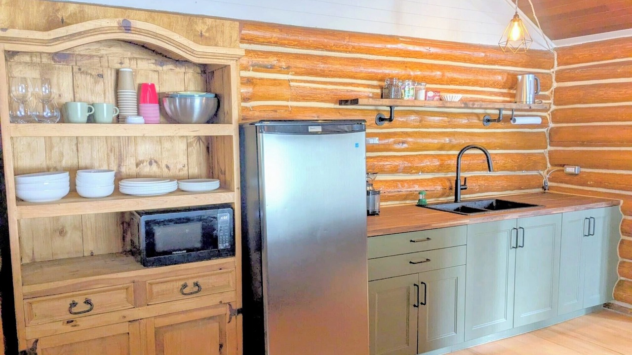 Photo of Kitchen in Bragg Creek