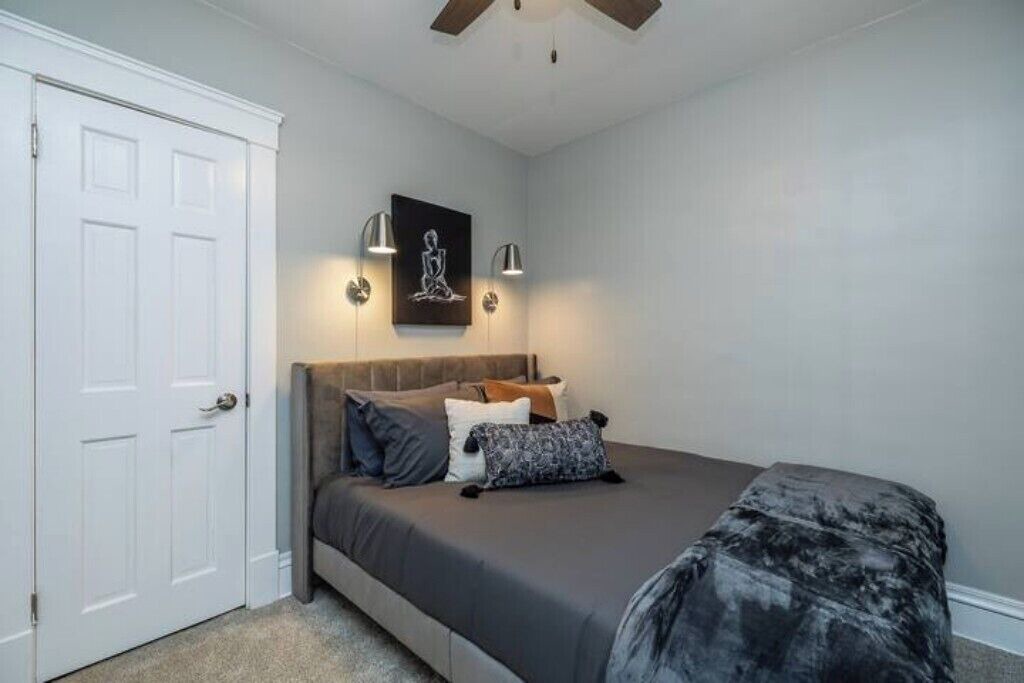 Photo of Bedroom in Cleveland