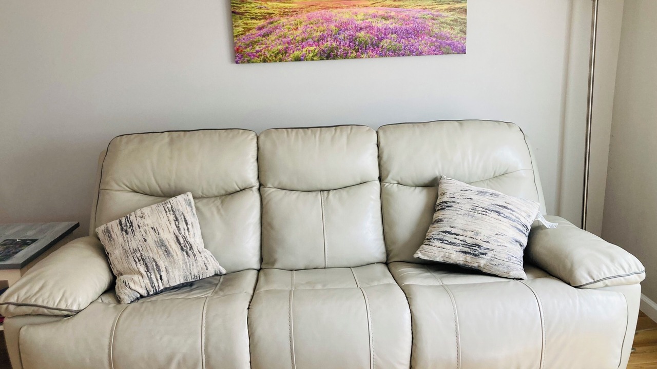Photo of Livingroom in East Rochester