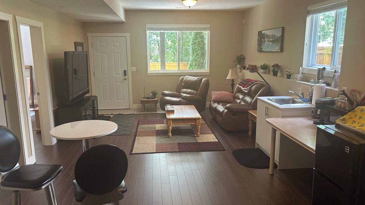 Photo of Livingroom in Maple Ridge