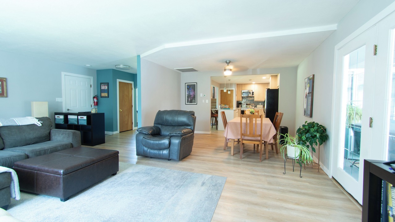 Photo of Livingroom in Vermilion