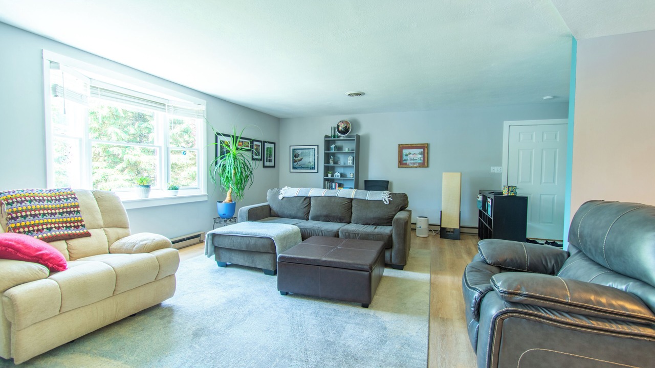 Photo of Livingroom in Vermilion