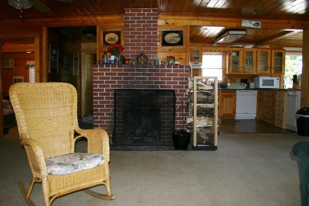Photo of Livingroom in Perry