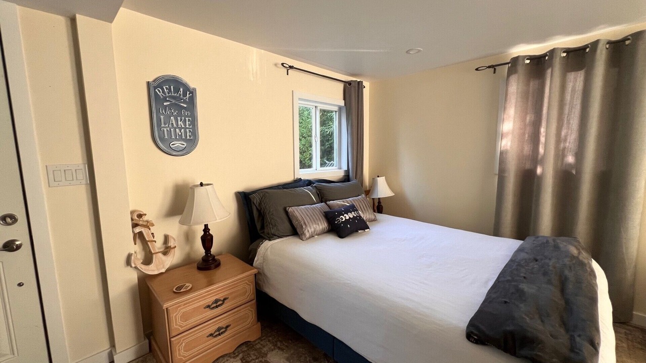 Photo of Bedroom in Innisfil