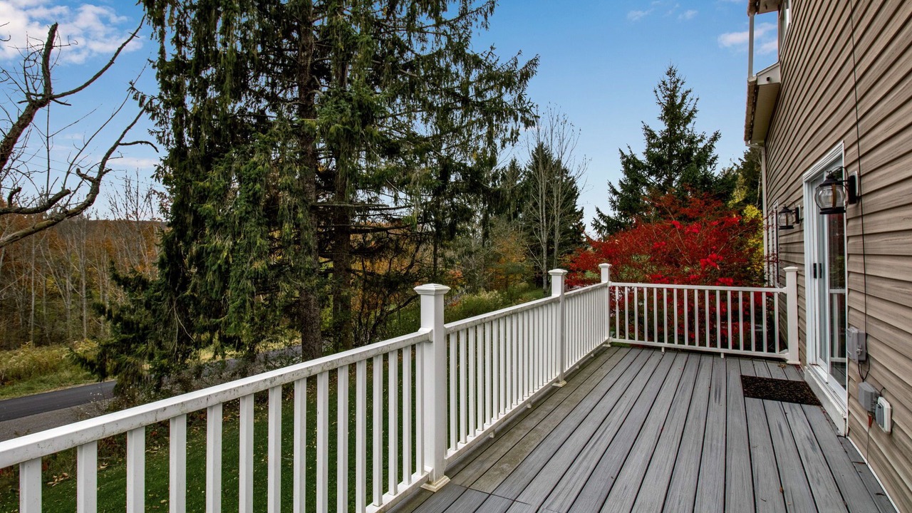 Photo of Patio Balcony in Ellicottville