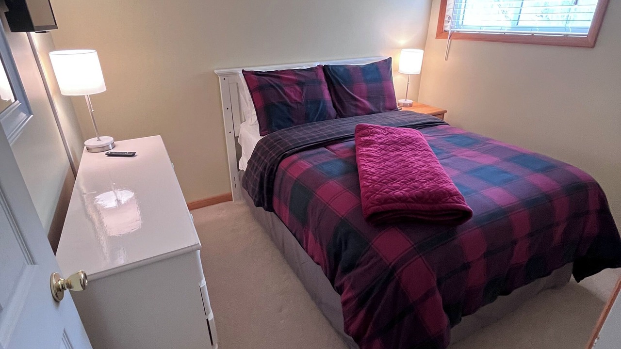 Photo of Bedroom in Ellicottville