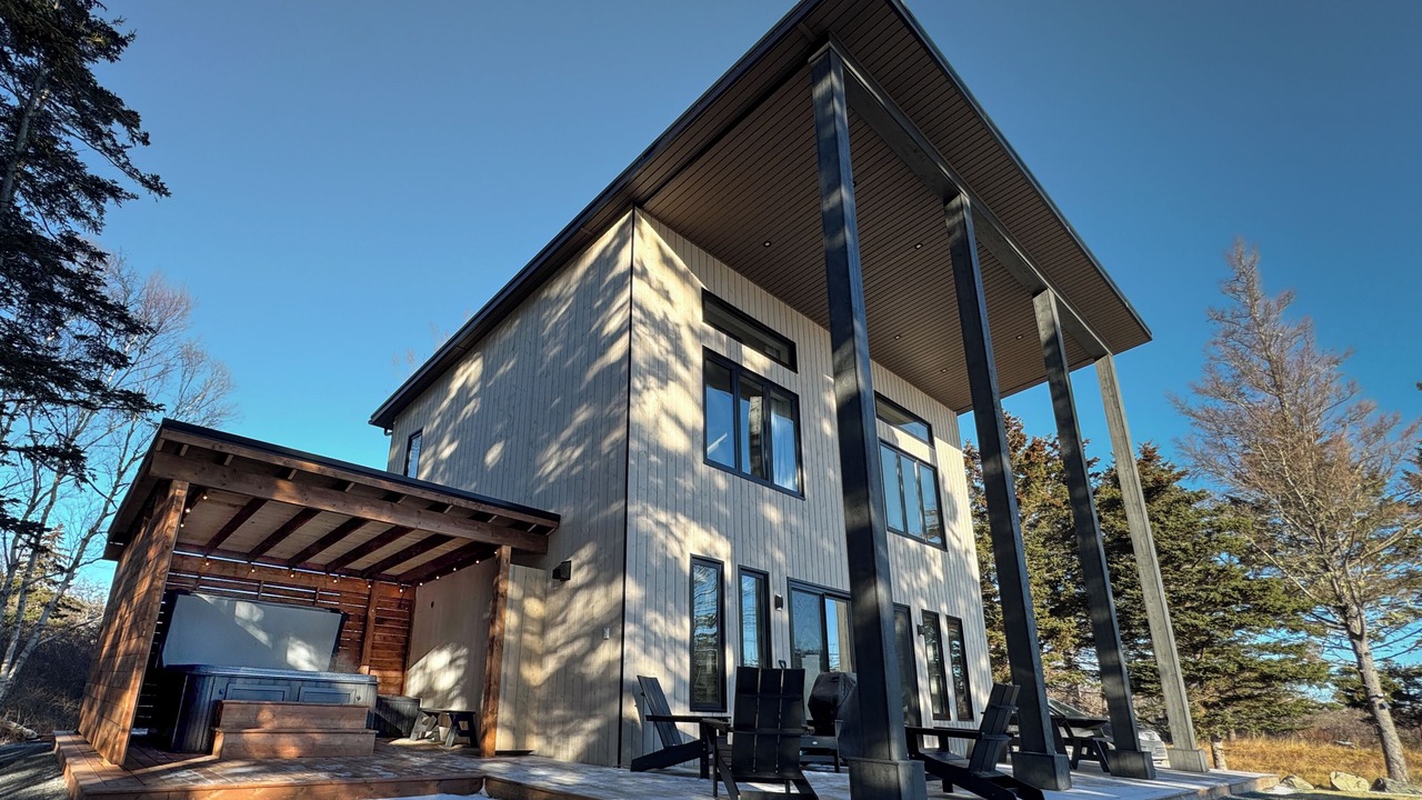 Photo of Patio Balcony in Beach Meadows