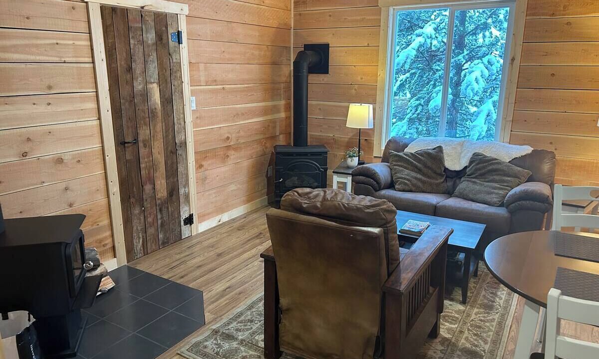 Photo of Livingroom in Lone Butte