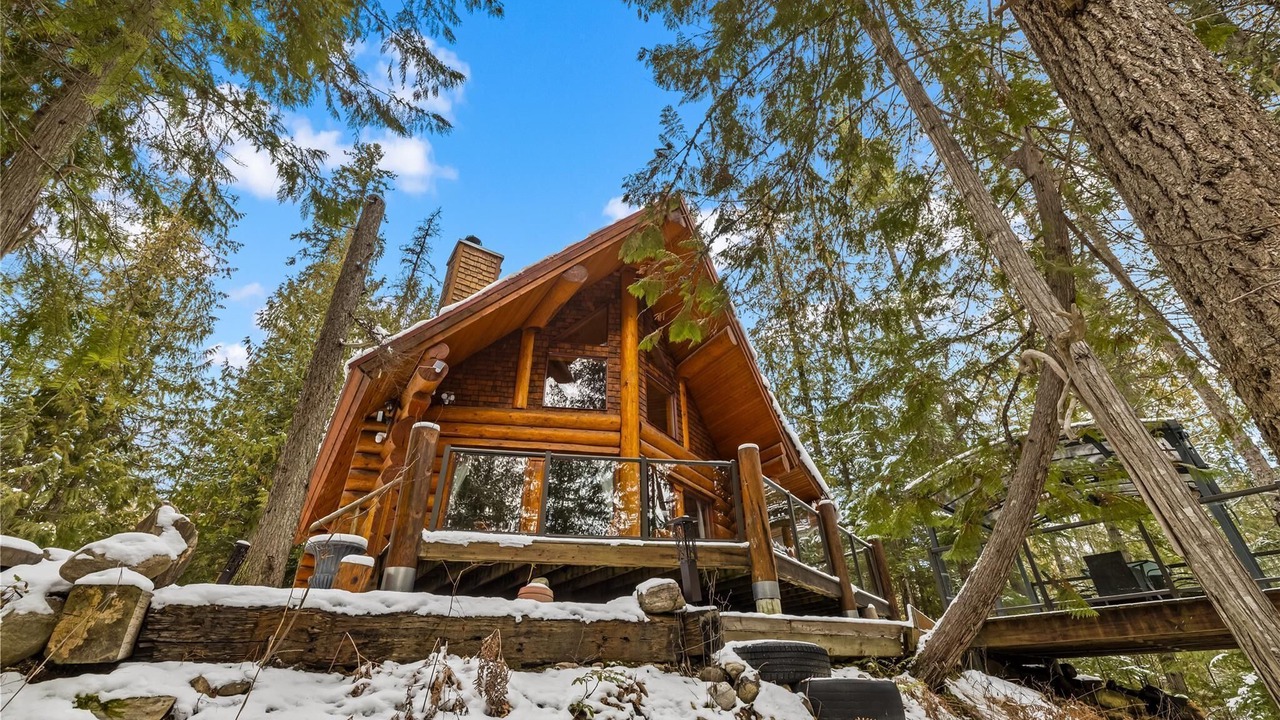 Photo of Outdoor in Crawford Bay