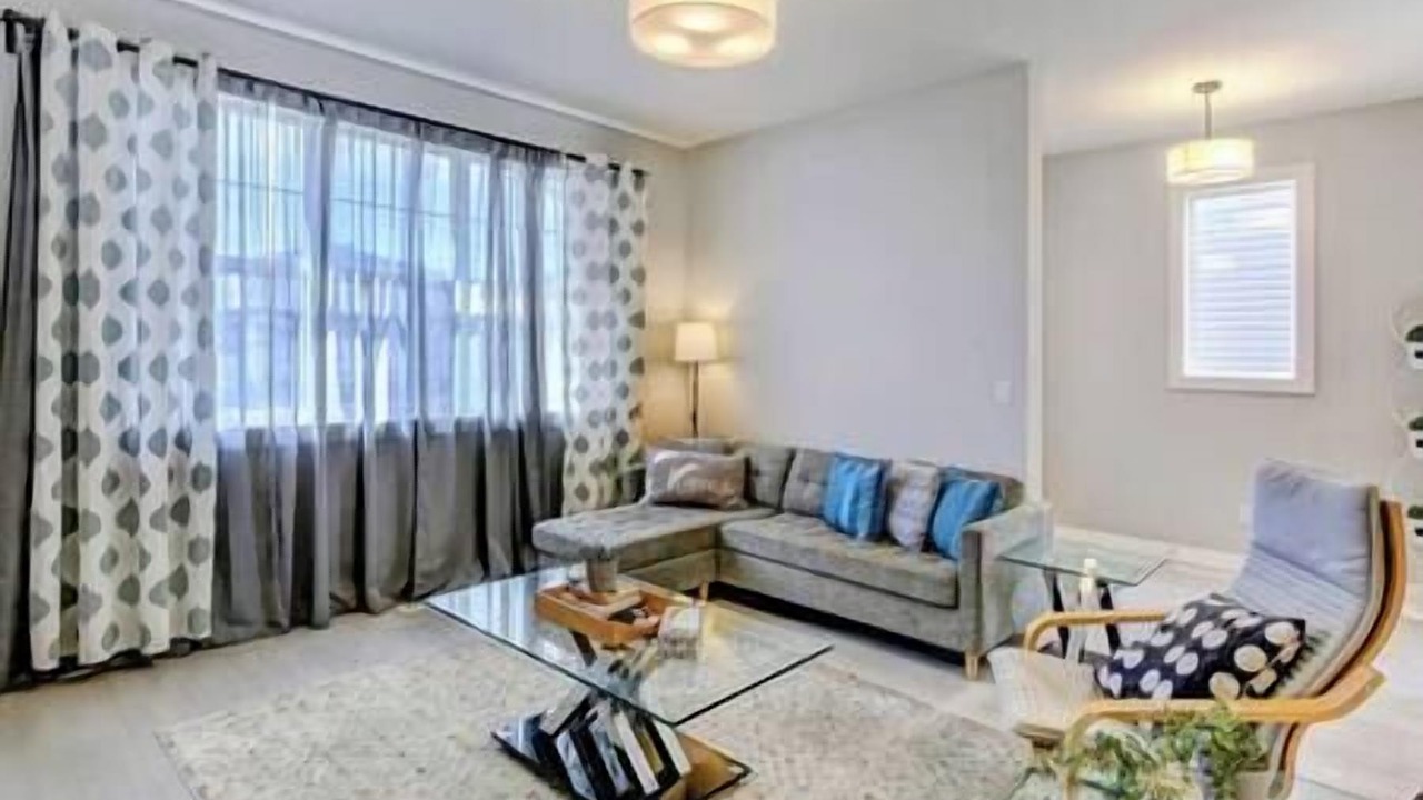 Photo of Livingroom in Chestermere